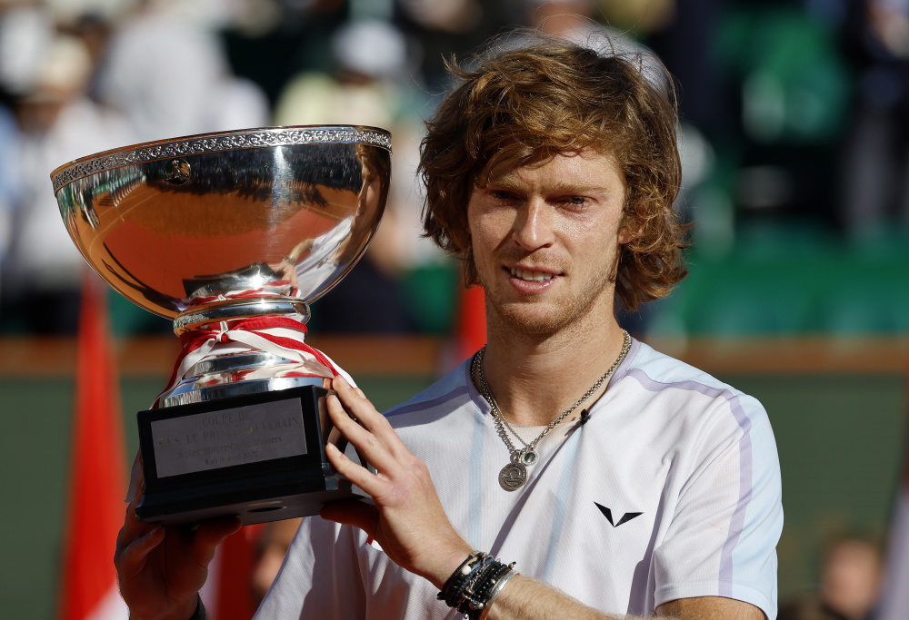  卢布列夫决胜长盘，蒙特卡洛大师赛称王