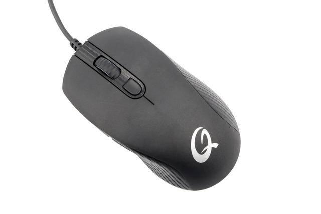  电竞硬件厂商发力 轻量化鼠标引领市场新潮流