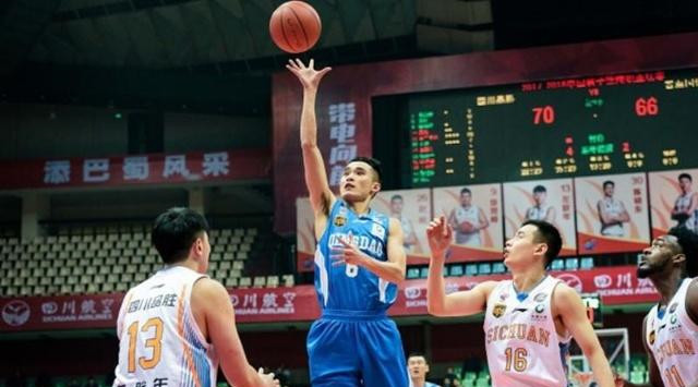  三分暴雨倾盆而下刷新单场纪录