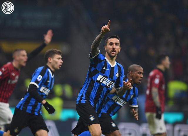  国际米兰德比战惊险逆转取胜