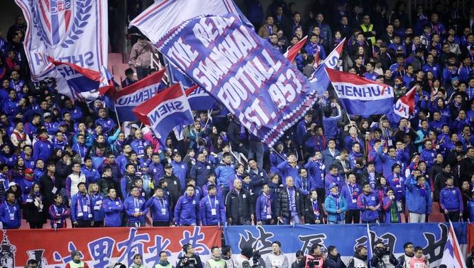  主场优势尽显，球迷助威声震四方